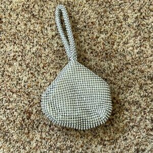 Sequin/chainmail clutch